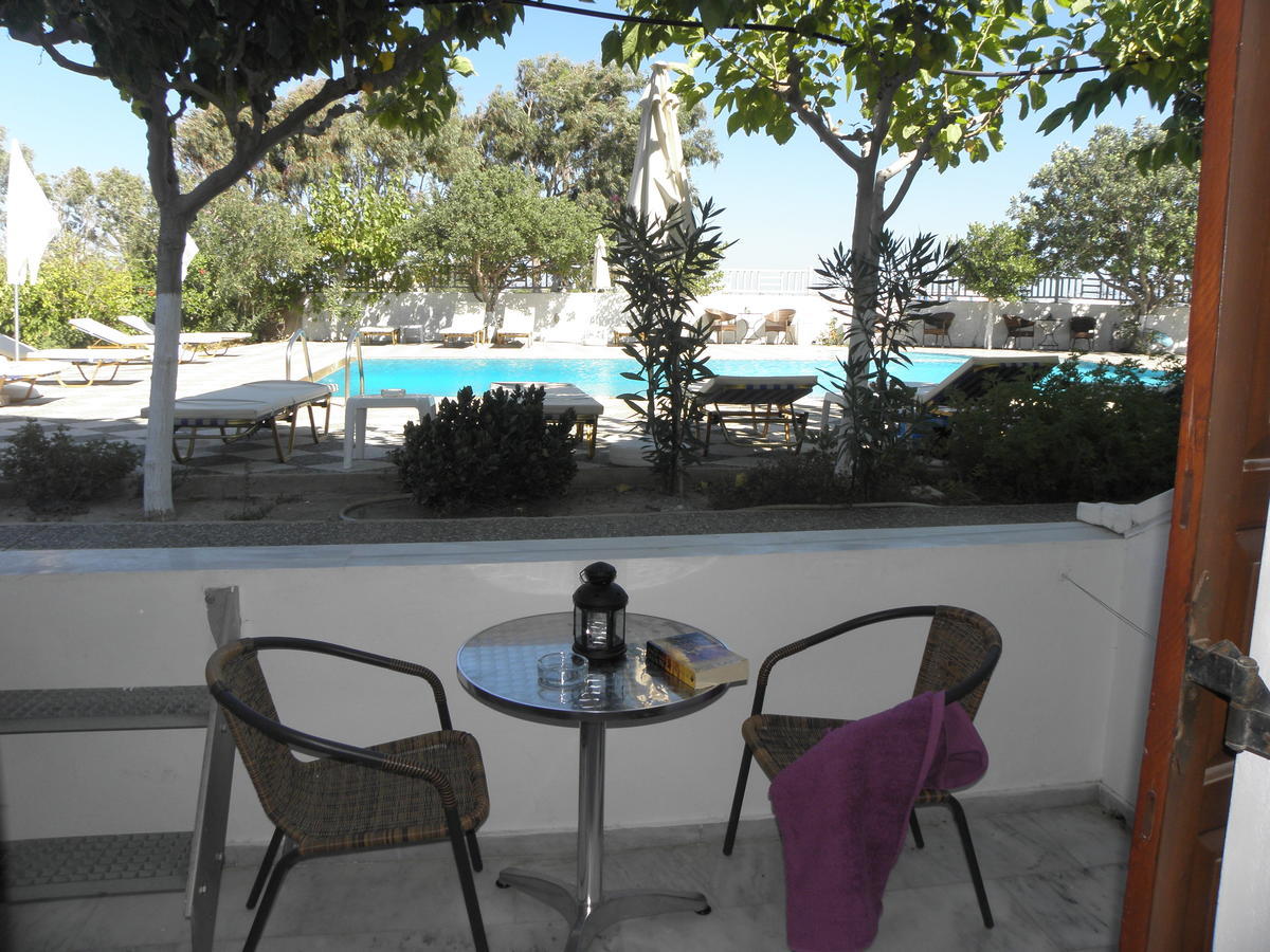 Kamári Areti Hotel מראה חיצוני תמונה