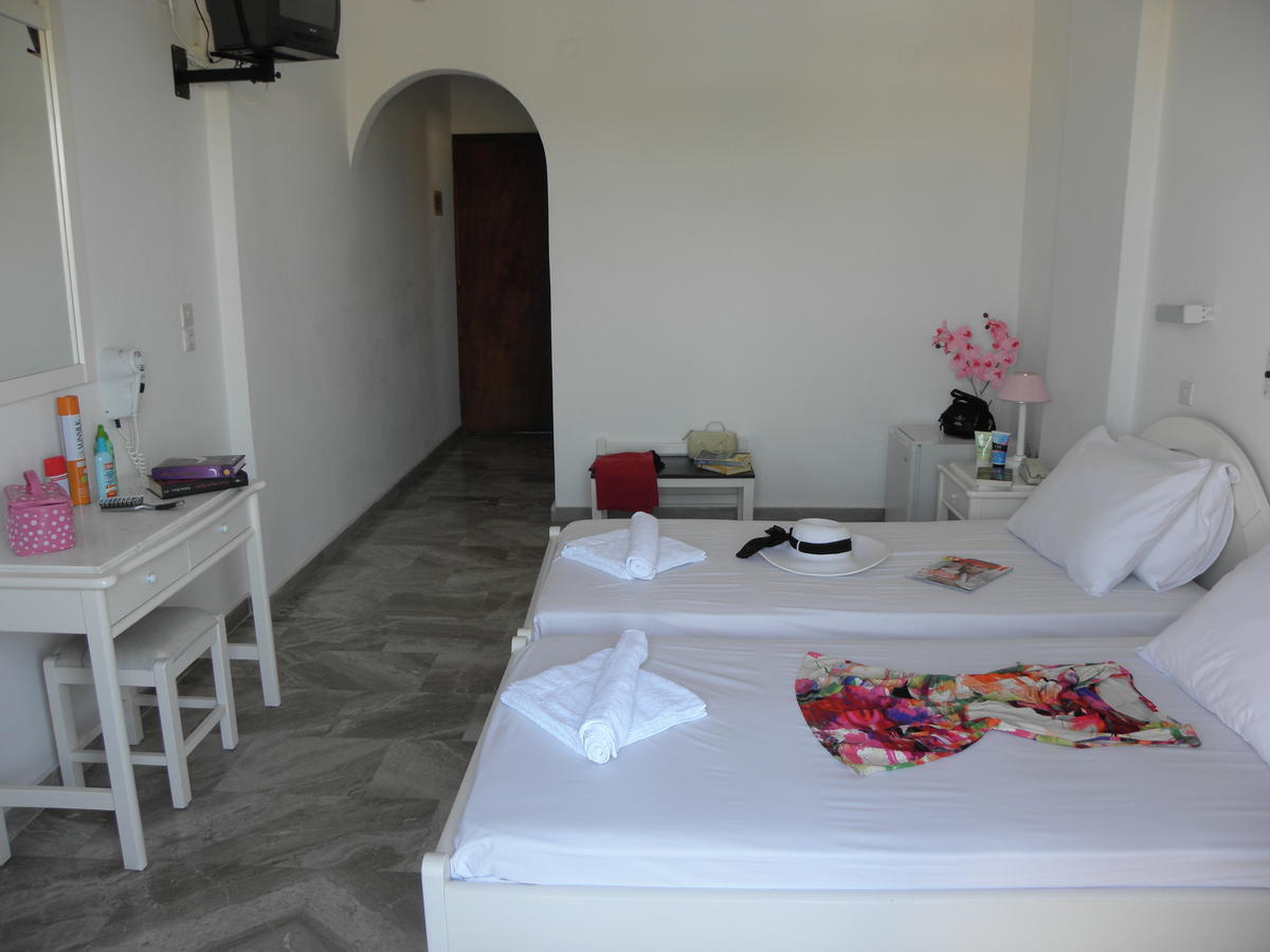 Kamári Areti Hotel מראה חיצוני תמונה